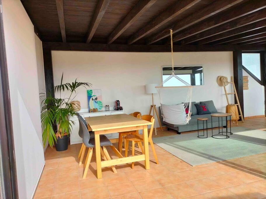 Oceanview Retreat Corralejo Apartment Exterior photo